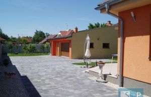 Predáme novostavbu RD typu bungalow v obci Blažov