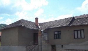 Dom / chalupa v obci Jaklovce, 1044m2