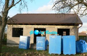 RODINNÝ DOM - HRUBÁ STAVBA NA PREDAJ, OBEC BOLEŠOV, S MOŽNOSŤOU DOSTAVANIA SÚČAS