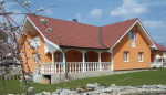 Pekný rodinný dom na upravenom pozemku – fotka 4